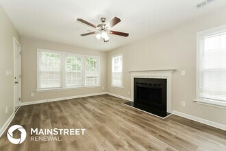 6815 Renwick Ct in Greensboro, NC - Foto de edificio - Building Photo