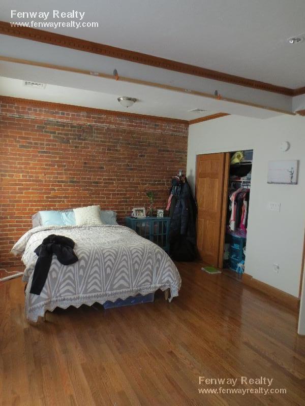 Unavailable Property at 71 Gainsborough St in Boston, MA Listing Removed