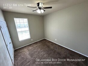 11232 NW 6th Terrace in Yukon, OK - Foto de edificio - Building Photo