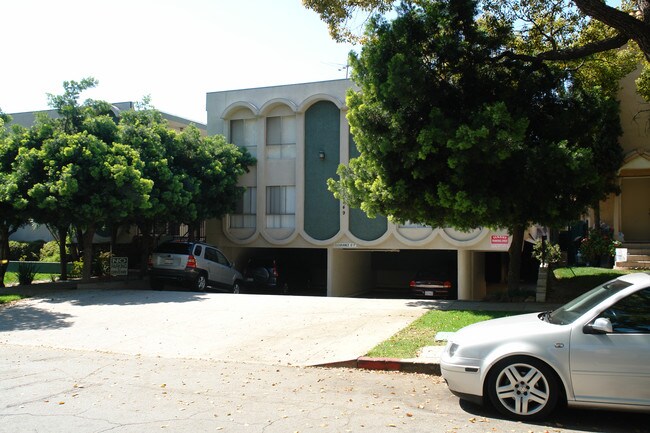 1249 S Orange St in Glendale, CA - Building Photo - Building Photo
