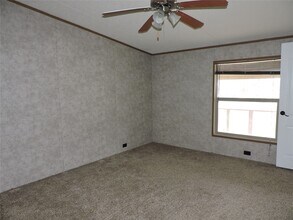 4110 Jeanette Ln in Conroe, TX - Building Photo - Building Photo