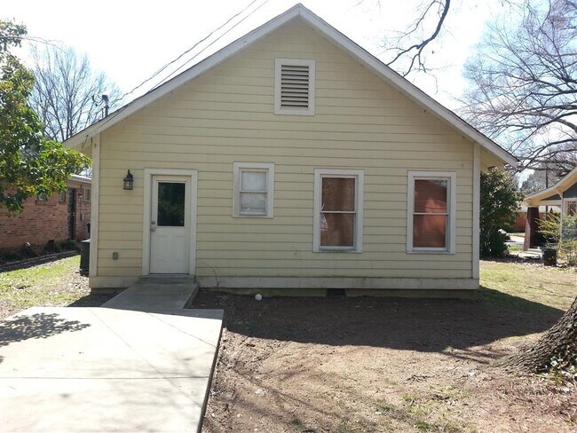 3566 Carnes Ave in Memphis, TN - Building Photo - Building Photo