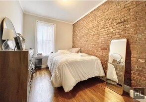 MOTT ST. in New York, NY - Building Photo