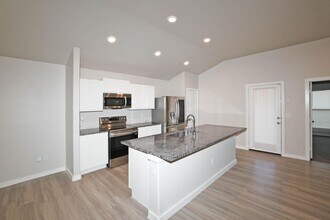 6904 Athens St in Timbercreek Canyon, TX - Building Photo - Building Photo