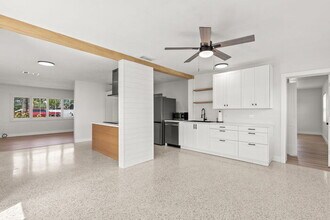 7401 1st Way N in St. Petersburg, FL - Building Photo - Building Photo