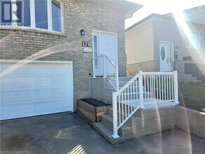 170 Thaler Ave in Kitchener, ON - Building Photo - Building Photo