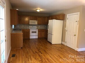 126 Purple Finch Ln in Mooresville, NC - Building Photo - Building Photo