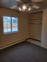 436 E Main St, Unit E in Plymouth, WI - Building Photo - Building Photo