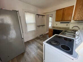 1010 12th Ave SE in Minneapolis, MN - Building Photo - Building Photo