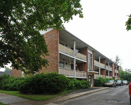 2733 Elmwood Ave Apartments