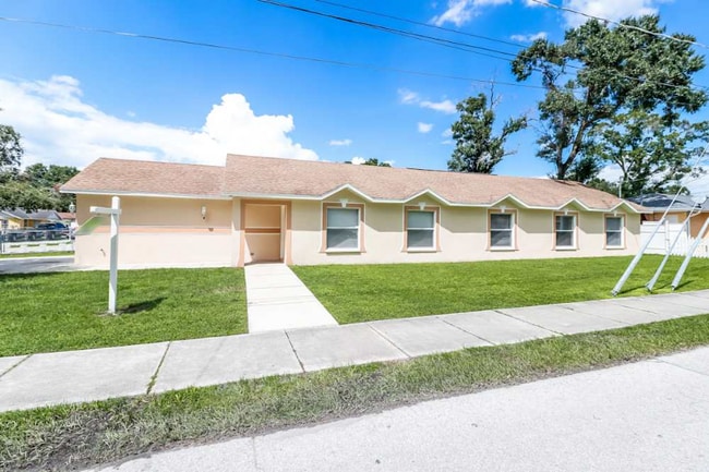7204 Donald Ave in Tampa, FL - Building Photo - Building Photo