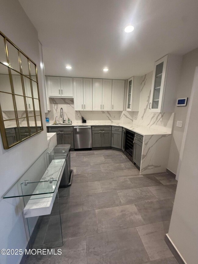 35 Chestnut Way in Englishtown, NJ - Building Photo - Building Photo