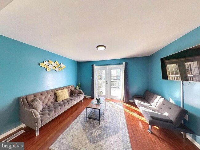 property at 2917 Hickory Leaf Way