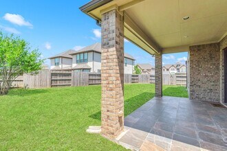 4606 Sky Harbor Ct in Sugar Land, TX - Building Photo - Building Photo