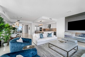 3 Water Clb Wy in North Palm Beach, FL - Building Photo - Building Photo
