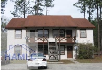 property at 134 Pointe S Dr