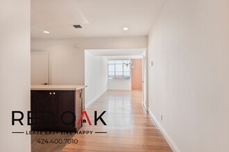 1211 Horn Ave in West Hollywood, CA - Foto de edificio - Building Photo