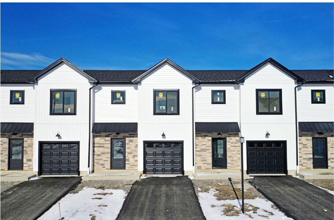 6412 South Ave-Unit -Unit 1 in Youngstown, OH - Building Photo