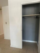 40-35 95th St in Queens, NY - Foto de edificio - Building Photo