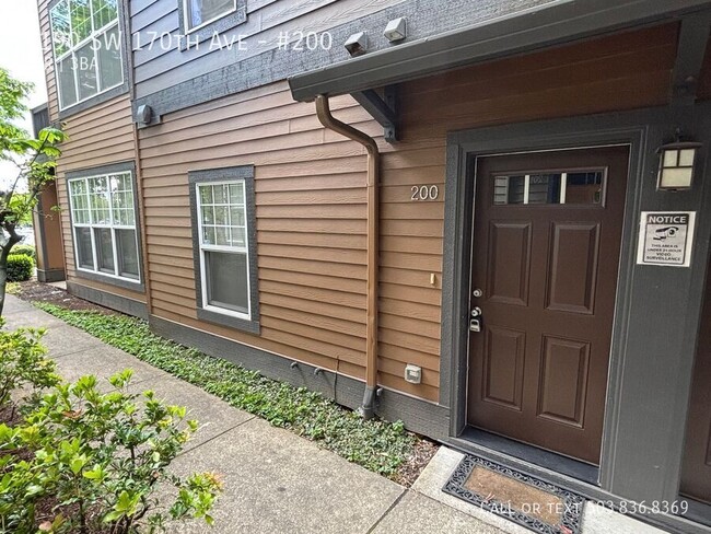 1190 SW 170th Ave in Beaverton, OR - Foto de edificio - Building Photo