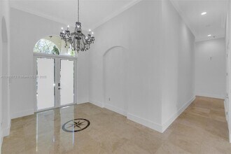 17910 SW 80th Ave in Palmetto Bay, FL - Building Photo - Building Photo