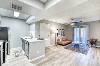 Senara Apartments in Phoenix, AZ - Building Photo - Building Photo