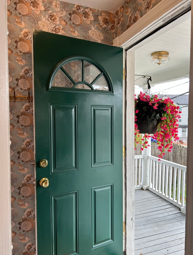 313 Branch Ave, Unit 313 Branch Ave. Apt #1