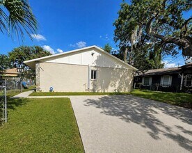 8305 N Marks St in Tampa, FL - Building Photo - Building Photo