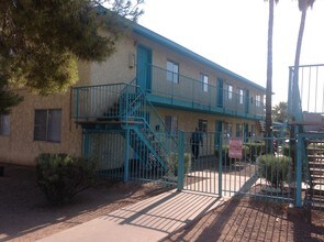 The Catalina in Mesa, AZ - Foto de edificio - Building Photo