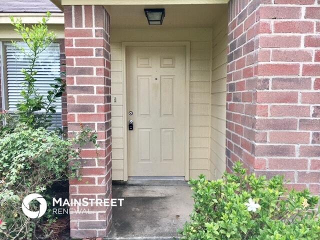 property at 16115 Catbird Ct
