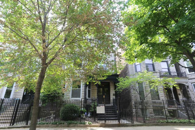 931 W Newport Ave, Unit 3