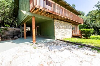 208 Westhaven Dr in West Lake Hills, TX - Foto de edificio - Building Photo