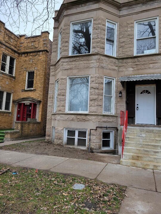 6510 S St Lawrence Ave-Unit -1 in Chicago, IL - Building Photo