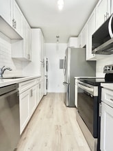 1849 S Bentley Ave in Los Angeles, CA - Building Photo - Building Photo