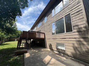 203-203 Briarcrest Ct in Columbia, MO - Building Photo - Building Photo