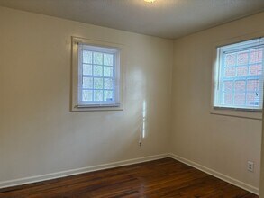 1301 Wise Ave in High Point, NC - Building Photo - Building Photo