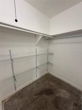 361 Sharar Ave in Opa Locka, FL - Foto de edificio - Building Photo