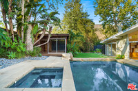 30725 Manzano Dr in Malibu, CA - Building Photo - Building Photo