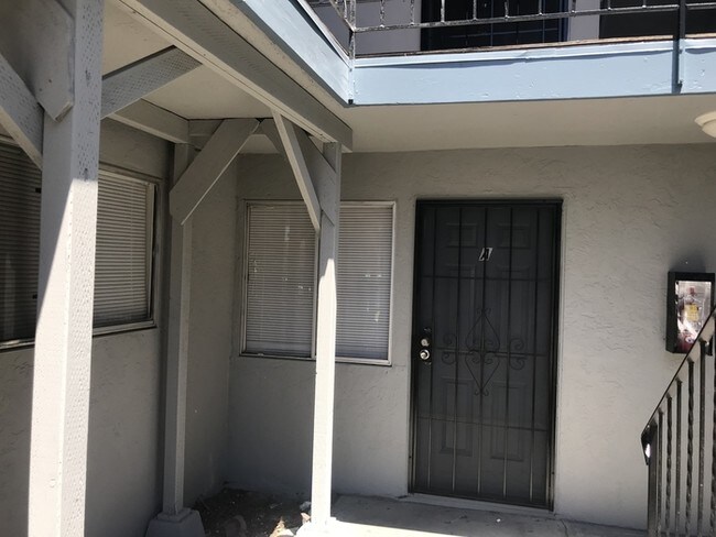 410 S 34th St-Unit -a in Richmond, CA - Building Photo - Building Photo