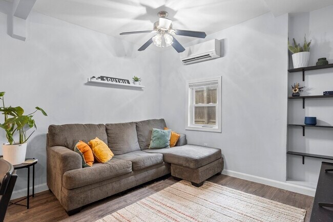 2 Kemp St in Boston, MA - Building Photo - Building Photo