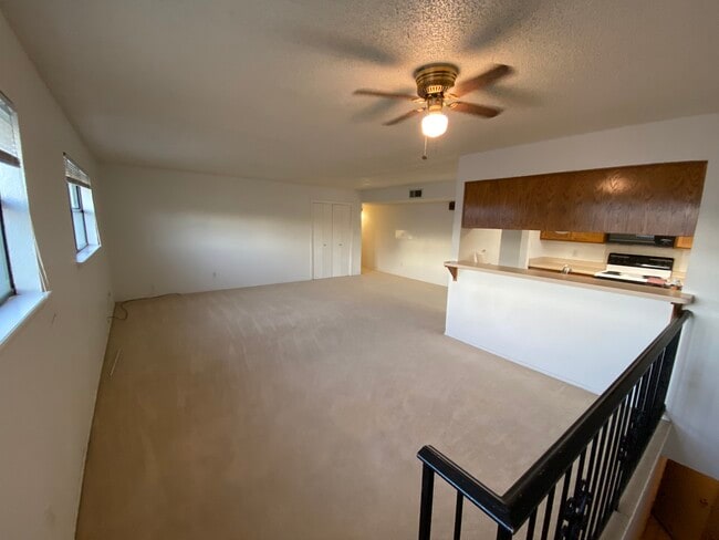 100 Golden Sand Dr in Santa Teresa, NM - Building Photo - Building Photo