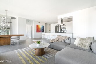 7180 E Kierland Blvd in Scottsdale, AZ - Building Photo - Building Photo