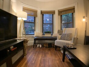 54 Saint Germain St, Unit 2 in Boston, MA - Building Photo - Building Photo
