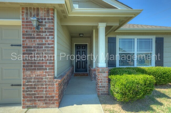 4017 W 105th St S in Jenks, OK - Building Photo - Building Photo