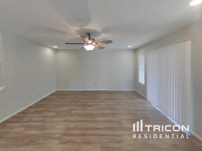 9169 Promising Ct in Las Vegas, NV - Foto de edificio - Building Photo