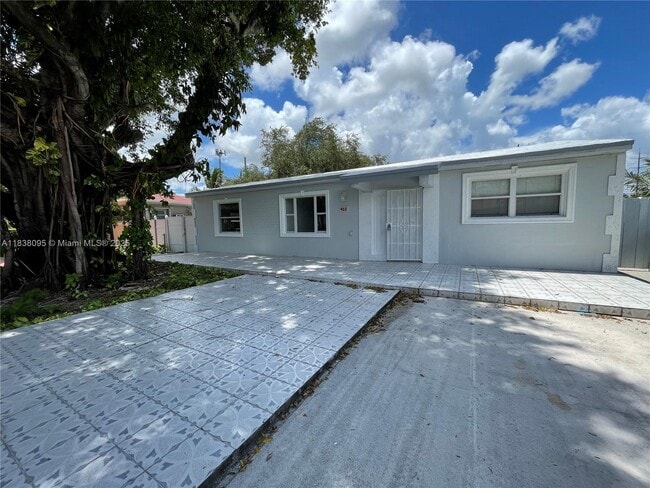 410 SW 69th Ave