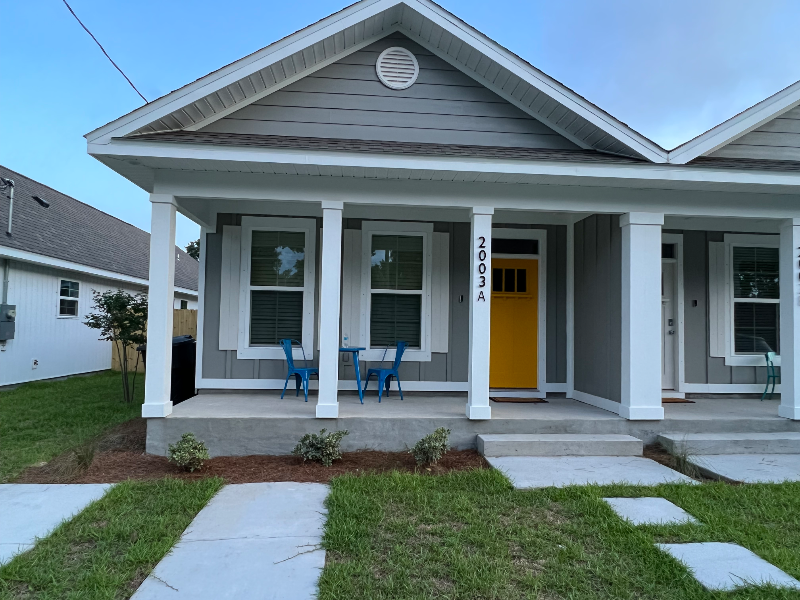 2003 W Chase St in Pensacola, FL - Foto de edificio