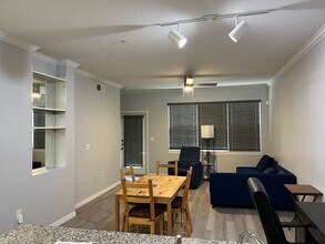 2572 Robert Trent Jones Dr in Orlando, FL - Building Photo - Building Photo