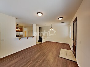 10026 E Isabella Ave in Mesa, AZ - Building Photo - Building Photo
