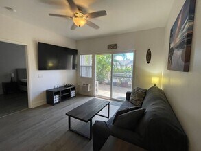 37 Polohina Ln in Lahaina, HI - Building Photo - Building Photo